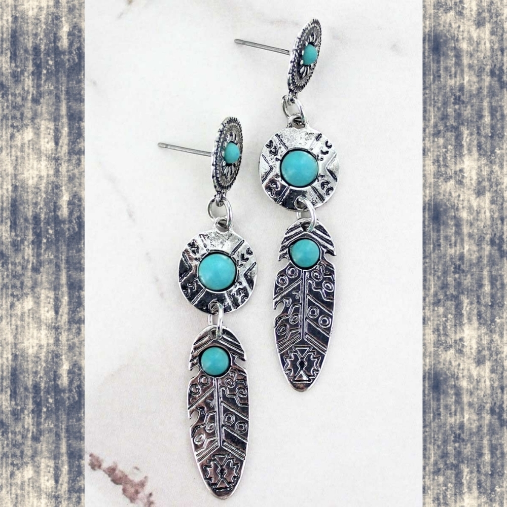 Free Spirit Boho Native people Turquoise beaded feather Dangle earrings